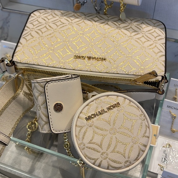 MICHAEL KORS Jet Set Travel Small Logo Jacquard Crossbody With Tech Attach NWT - Picture 13 of 16